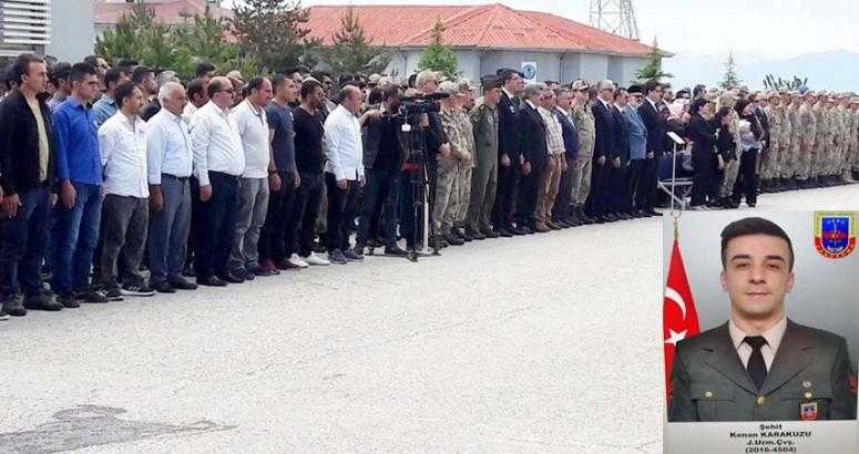 Edremit'te 1 asker kaza kurşunuyla vefat etti.
