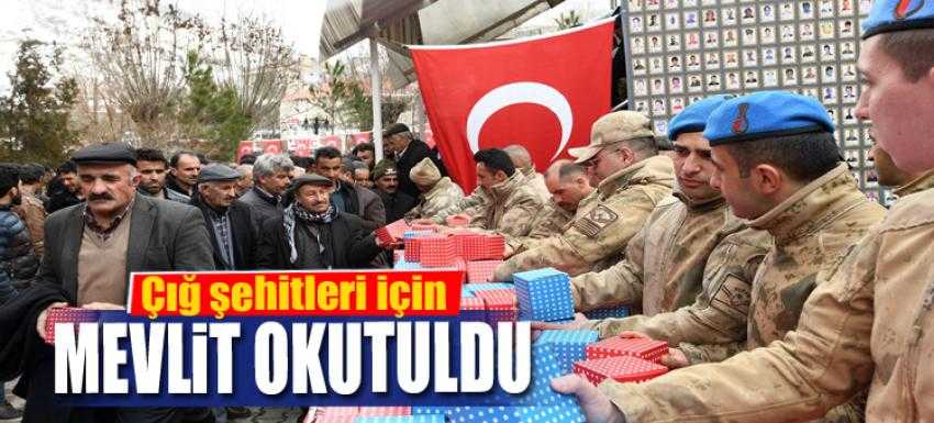 Çığ şehitleri için mevlit okutuldu