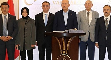 Soylu Van’da konuştu: Bunlar Amerika'nın aparatıdır