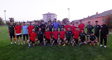 VANGÖLÜ SPOR İLK HAZIRLIK MAÇINDA DSİ SPOR İLE TER ATTI