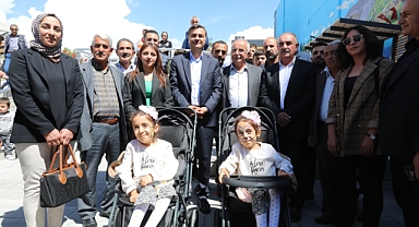 EŞBAŞKANLAR SMA'LI BEBEKLER İÇİN DÜZENLENEN KERMESE KATILDI