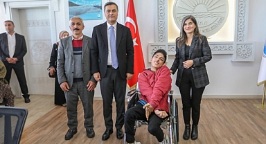 Eşbaşkanlarımıza İlk Halkla Buluşma Gününde Yoğun İlgi