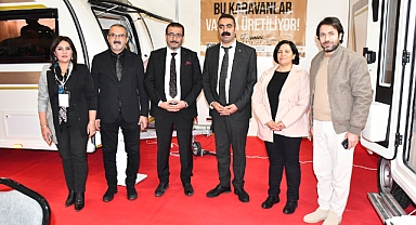 Diyarbakır Büyükşehir Belediye Eş Başkanından Daniel Karavan'yayı Ziyaret.