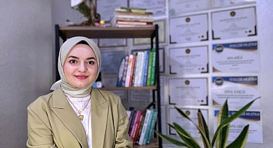 Kübra Apak yazdı; ÇOCUKLAR ANNE BABALARINDA NELERİ GÖZLEMLER?