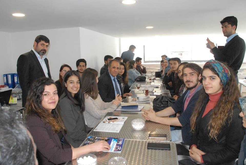 YYÜ Öğrencileri ;Zahir Kandaşoğlu'nu Ziyaret ederek, Sen Baba adamsın...