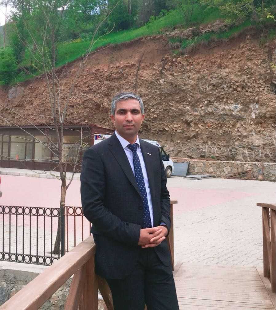 Ünlü'de Anneler günü mesajı