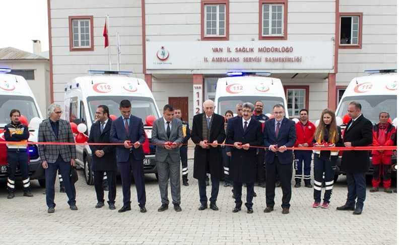 Sağlık Bakanlığı Van'a 7 ambulans tahsis etti