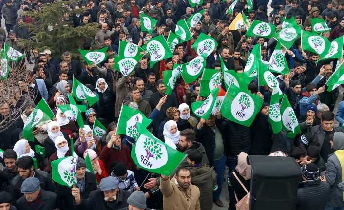 Erciş kararını verdi : Binler HDP’yi coşkuyla karşıladı
