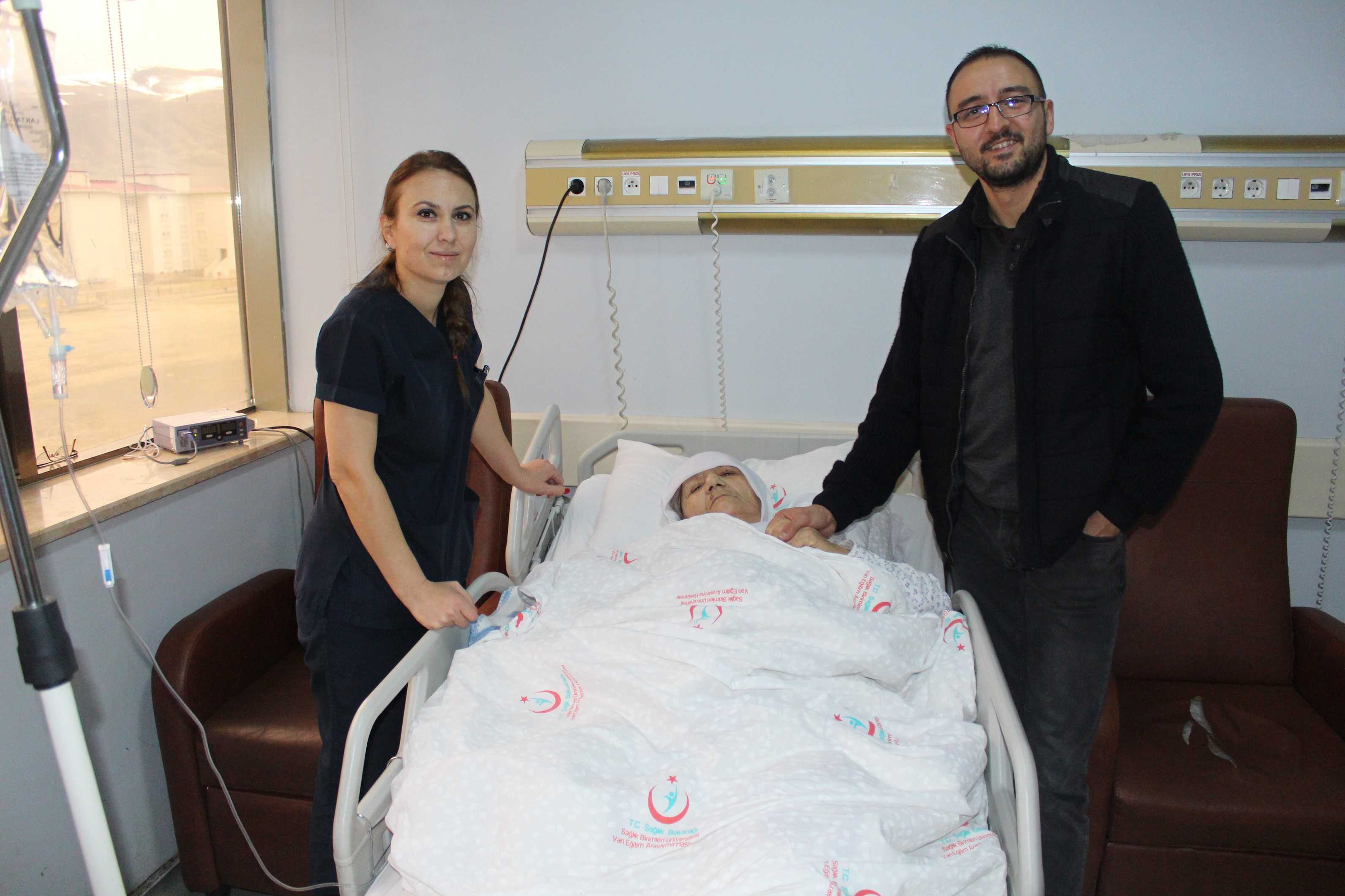 Hasta ve Hasta yakınları onları çok seviyor Van'da böyle Doktor Hemşire'de var...!