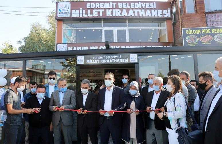Edremit'te bölgenin ilk 'Millet Kıraathanesi' hizmette...