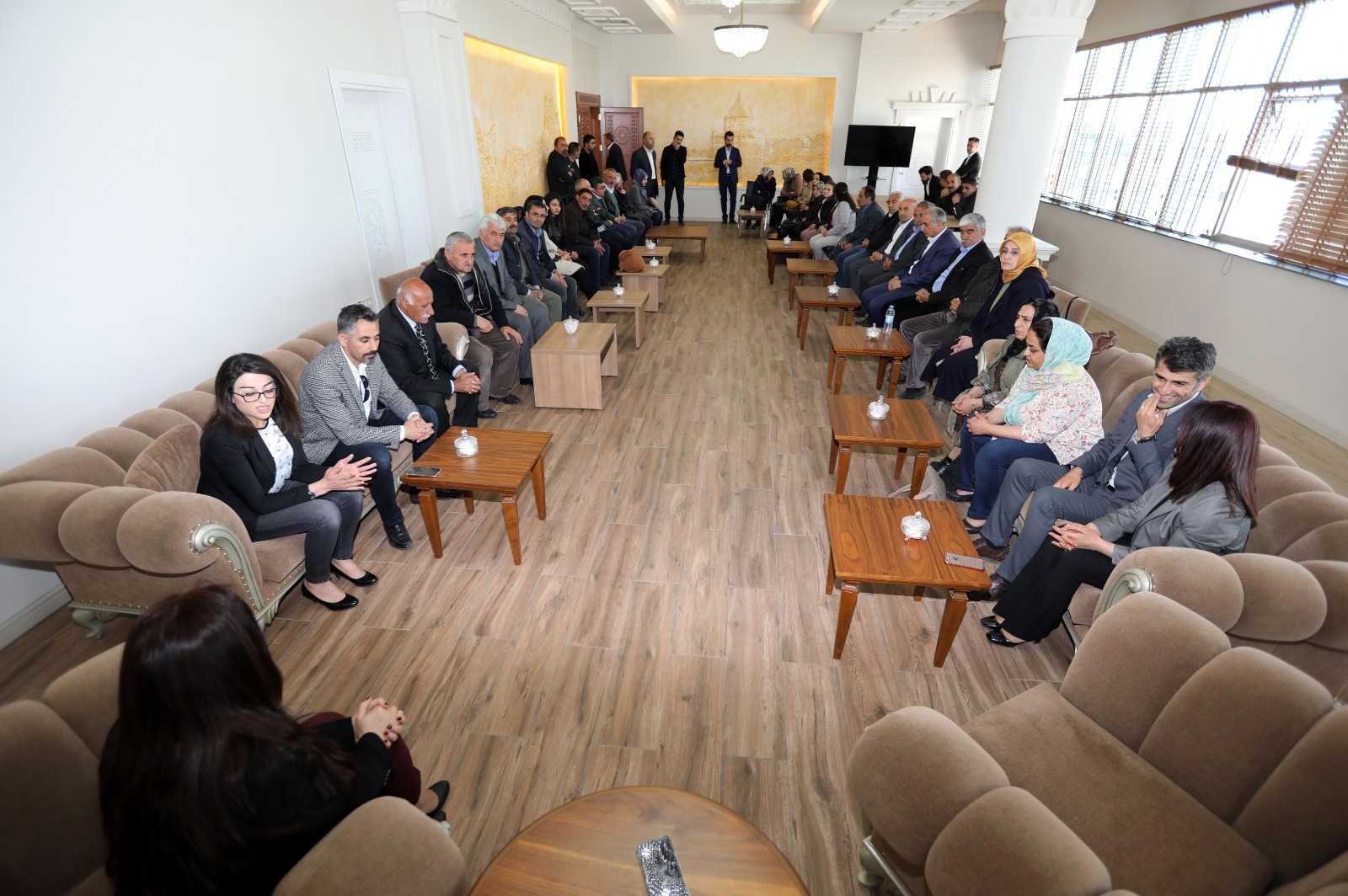 İPEKYOLU BELEDİYESİ VE HDP İPEKLYOLU İLÇE ÖRGÜTÜ’NDEN EŞBAŞKANLARIMIZA ZİYARET
