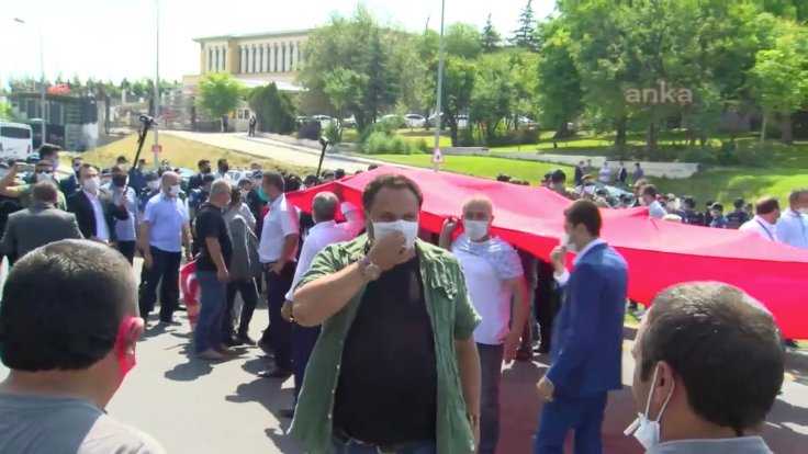 Polis, 15 Temmuz gazilerini yürütmedi