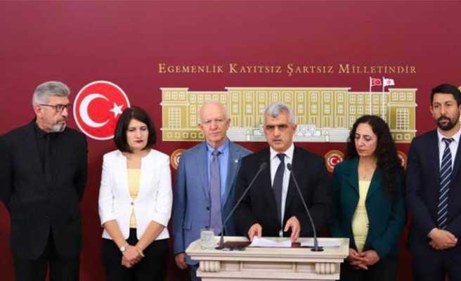 KHK ile ihraç edilenler için 'yok say yasası' önerisi