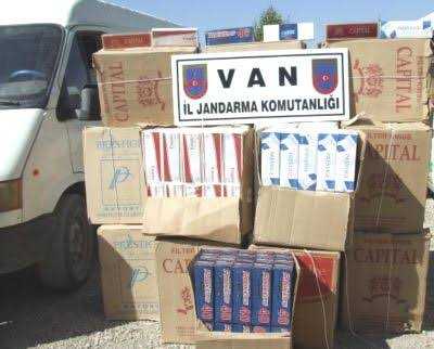 ayıs 2018 - Cuma 14:07 3 Bin 220 Paket Kaçak Sigara Ele Geçirdi