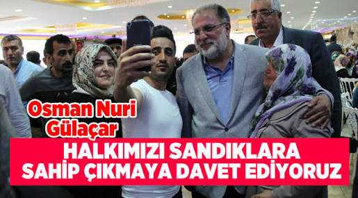 Gülaçar, sandık müşahitleri ile bir arada…