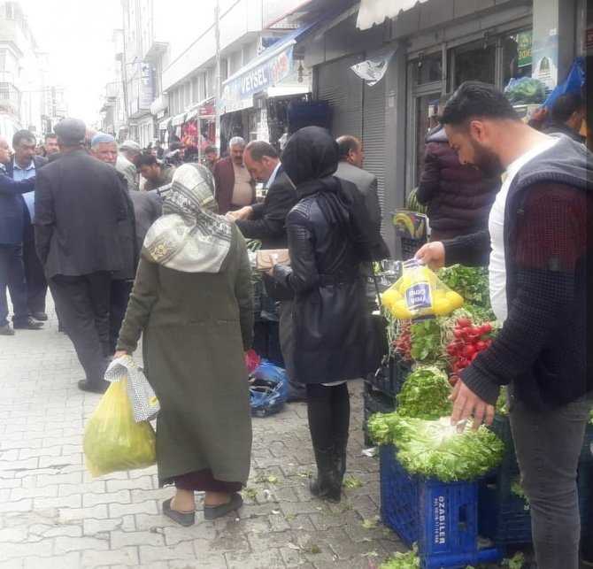 Van'da vatandaşlar kaldırım İşgaline Tepkili!