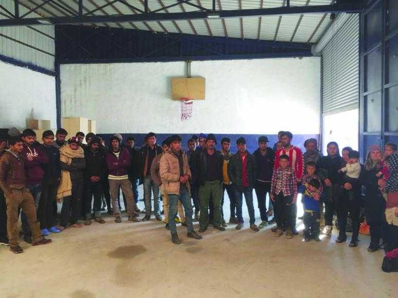 15 kişilik minibüste 47 kaçak şahıs yakalandı