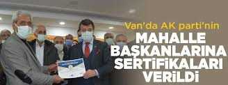 AK Parti Van İl Başkanlığı tarafından mahalle başkanlarına görev belgeleri verildi