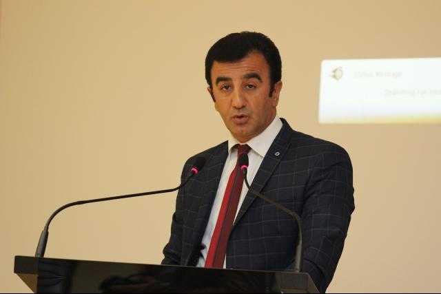 YAVUZER; AÇTI AĞZINI YUMDU GÖZÜNÜ...